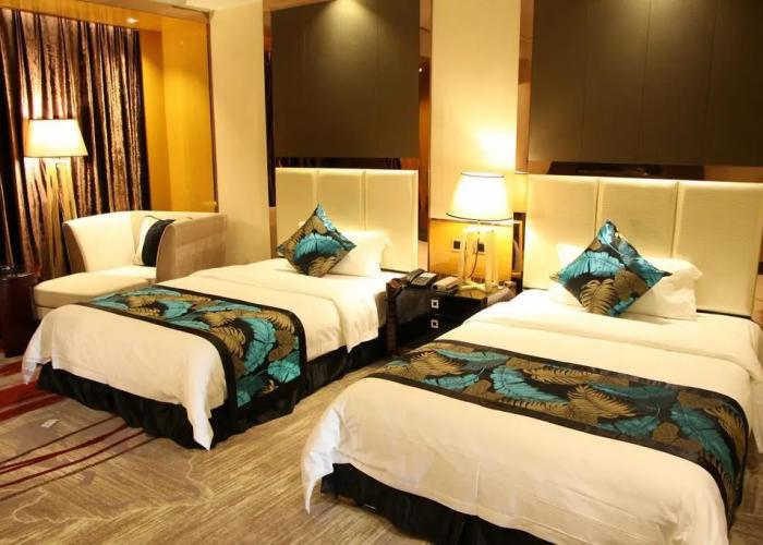 Sweet World Hotel (Foshan Jihuayuan, Zumiao)