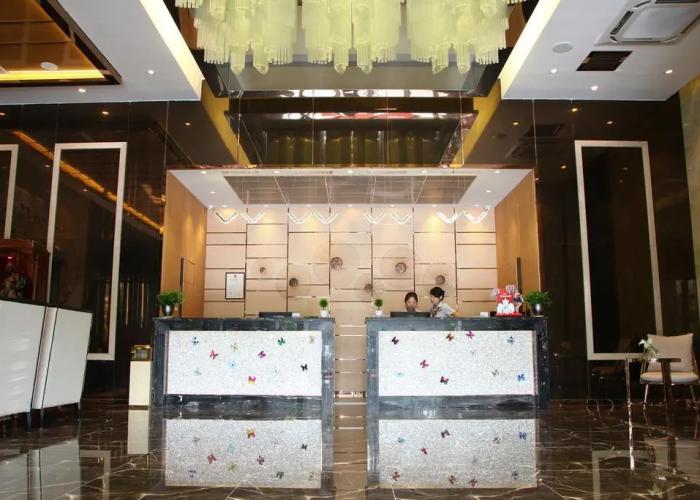 Sweet World Hotel (Foshan Jihuayuan, Zumiao)