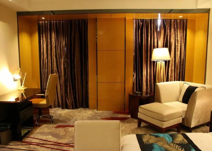 Sweet World Hotel (Foshan Jihuayuan, Zumiao)