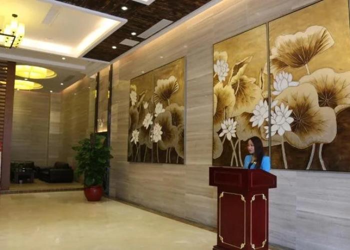 Kunlong Hotel