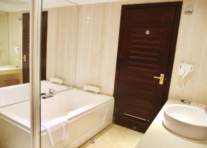 GreenTree Alliance Foshan Nanhai Pingzhou Yuqi Street Hotel