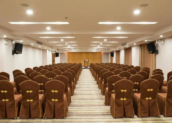 Foshan Jiagao Business Hotel