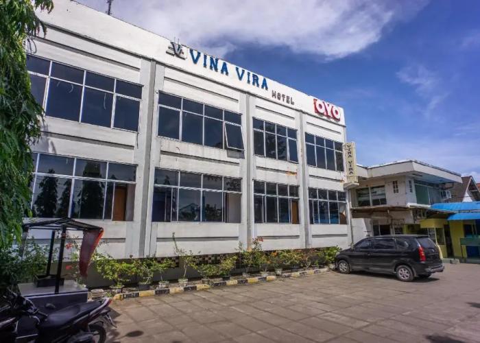 OYO 2180 Vina Vira Hotel