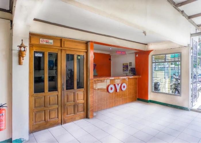OYO 2180 Vina Vira Hotel