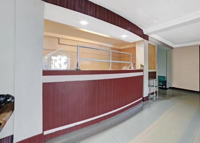 OYO 90487 Wisma Kuta Karang Baru