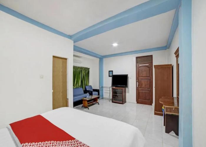 OYO 90487 Wisma Kuta Karang Baru