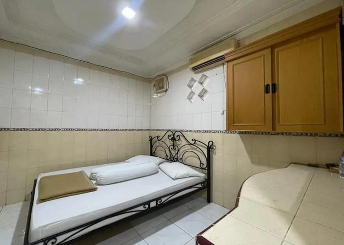 OYO 93502 Homestay Pakmuklis Syariah 2 Near Taman Mini Lhokseumawe