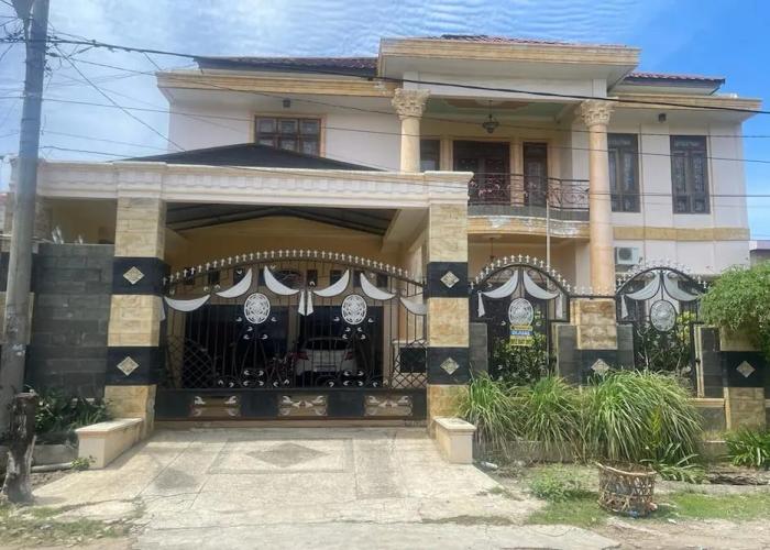 OYO 93502 Homestay Pakmuklis Syariah 2 Near Taman Mini Lhokseumawe