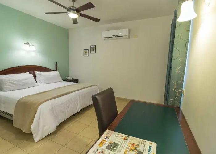 Cuatro Misiones Hotel