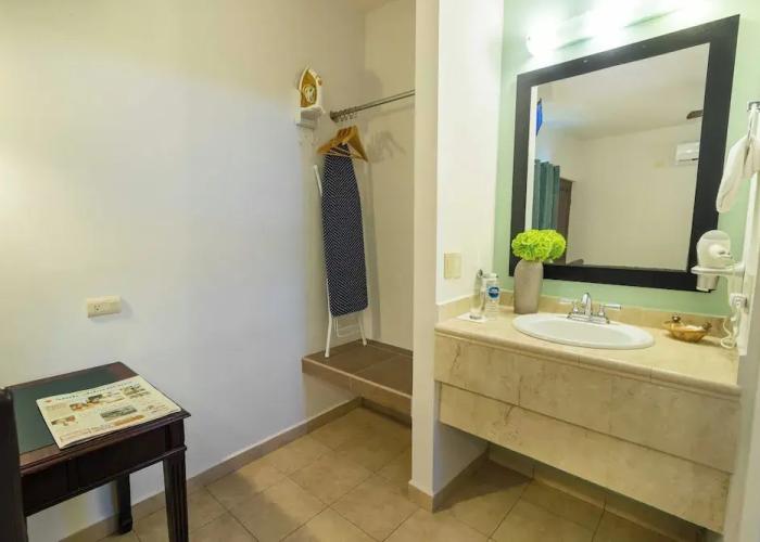Cuatro Misiones Hotel