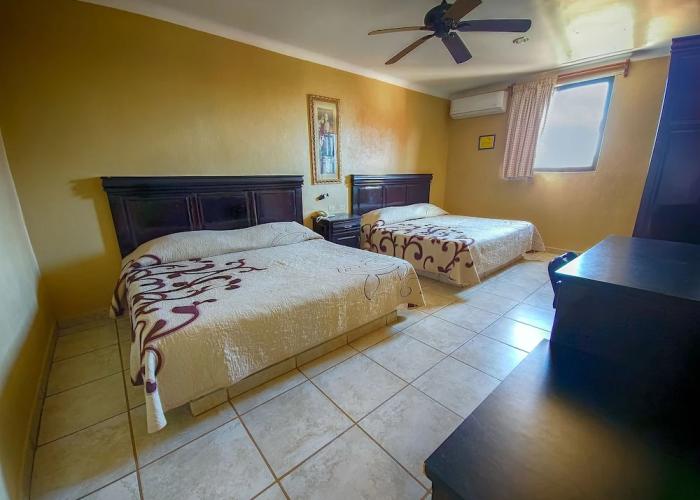 Hotel Oasis