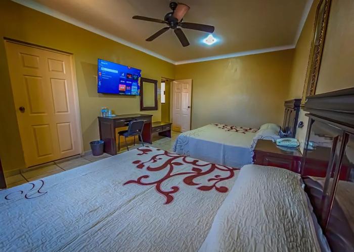 Hotel Oasis