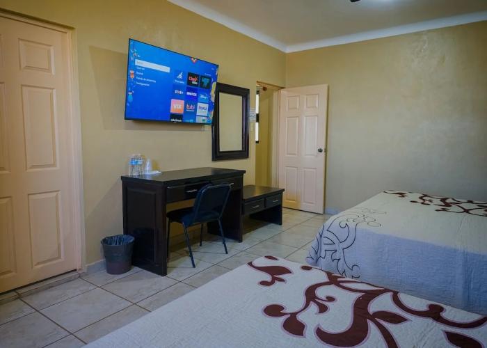 Hotel Oasis