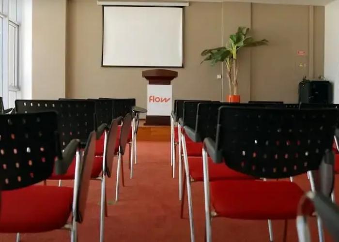 Flow Hotel Benguela