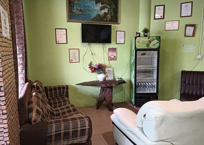 OYO 90860 Wawasan Inn