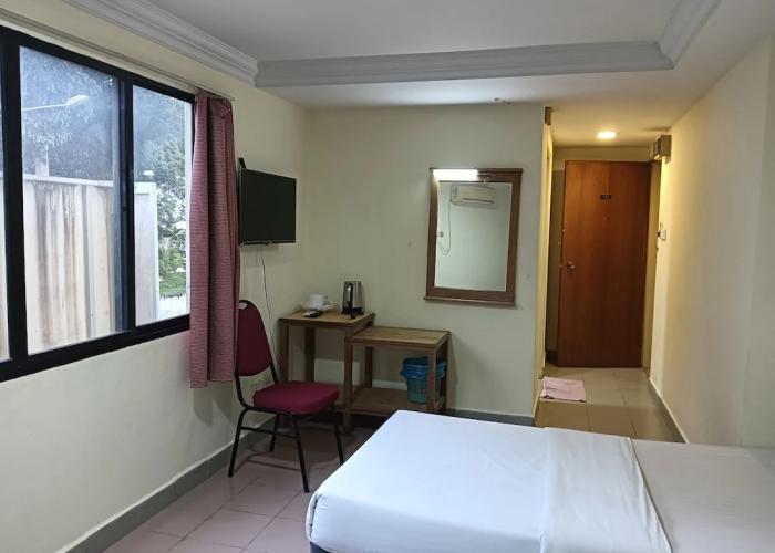 OYO 90860 Wawasan Inn