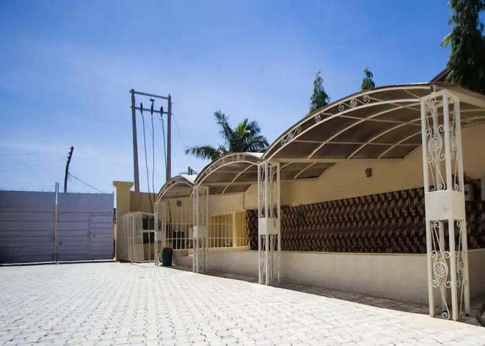 Babale Suites