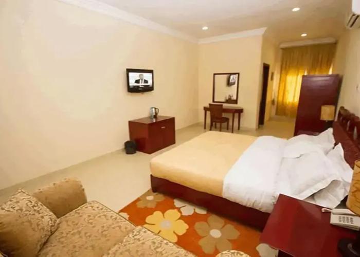 Babale Suites