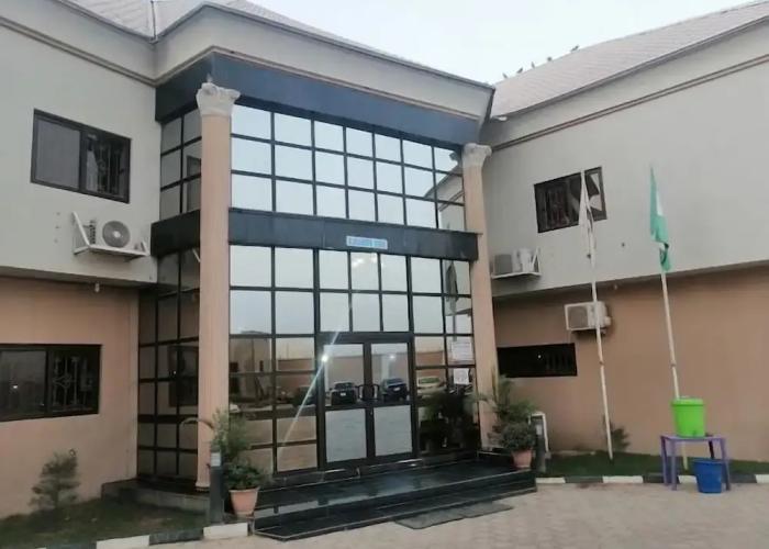 Quintessential Hotel & Suites by Badala