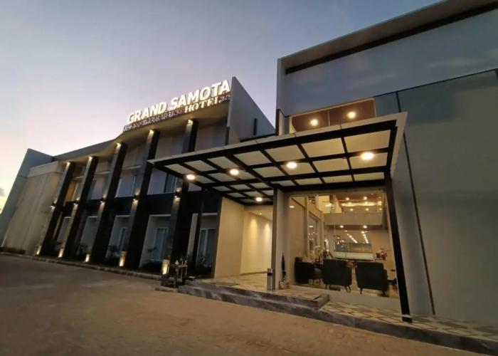 Grand Samota Hotel
