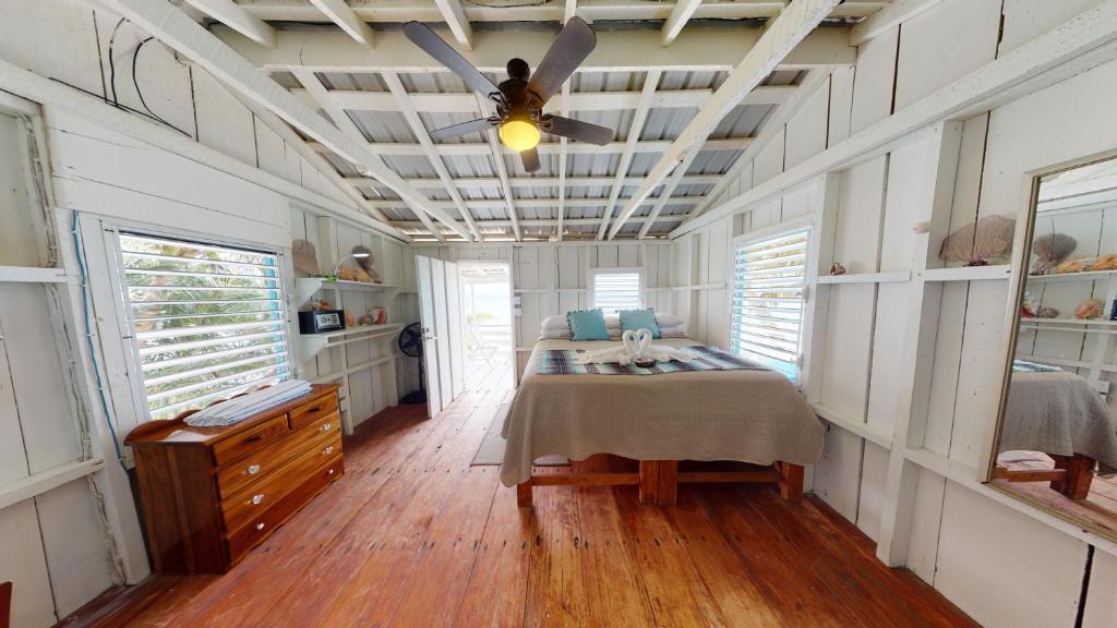 Ranguana Caye, a Muy’Ono Resort