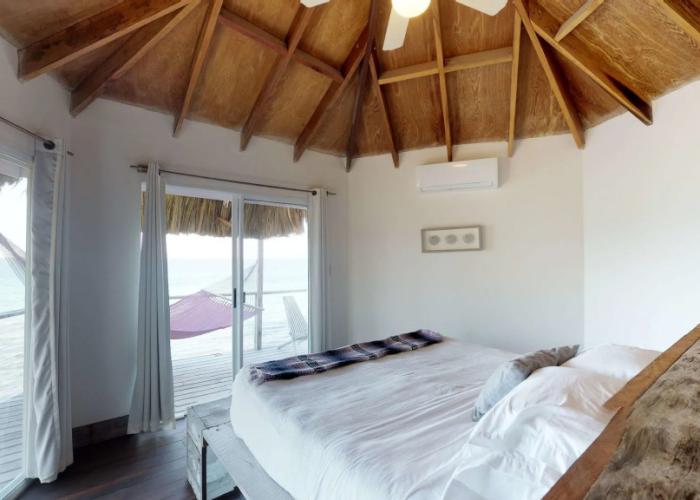 Thatch Caye, a Muy'Ono Resort