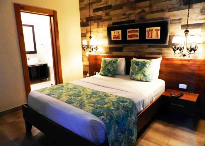 MON Hotel Boutique