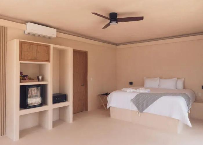 Xeno Hotel Boutique