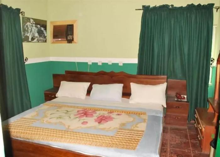 Country Home Hotel