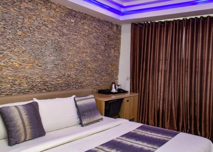 Shartell Hotels Jos