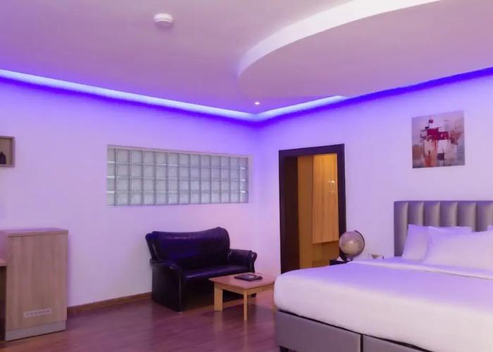 Shartell Villa Jos
