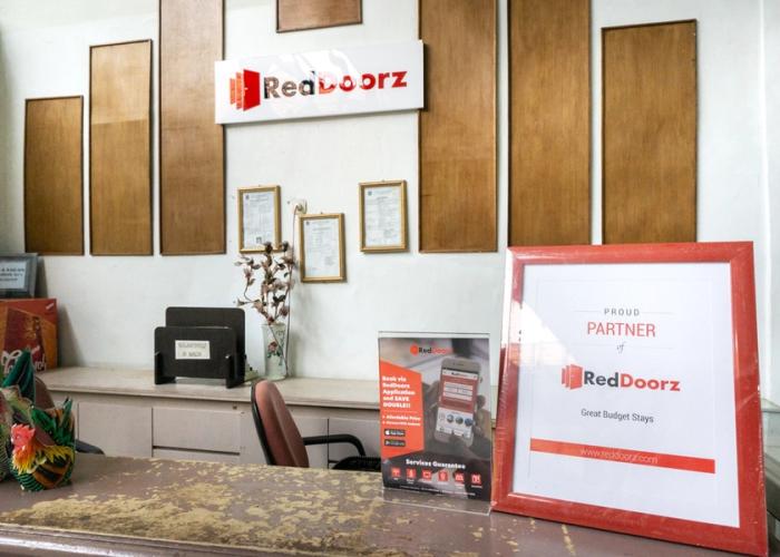 RedDoorz @ Hotel Surabaya Sumenep