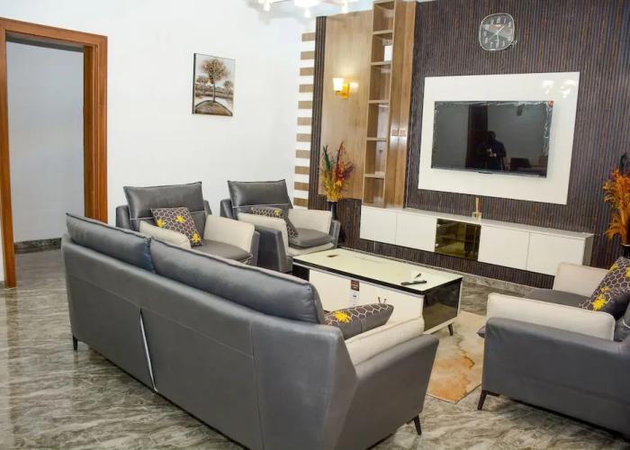 Captivating 2-bedroom Apartment in Kaduna City