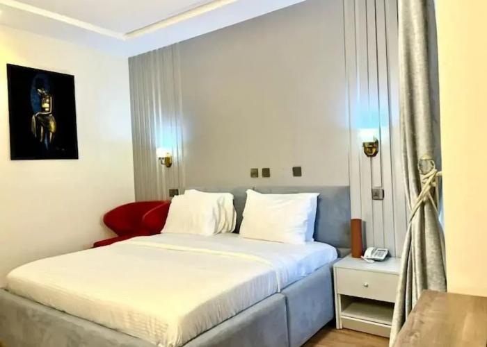 Trophy Hotel LTD