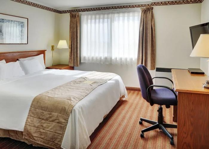 Lakeview Inns & Suites - Brandon