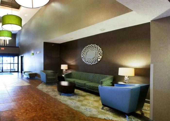 Holiday Inn Express & Suites Brandon by IHG