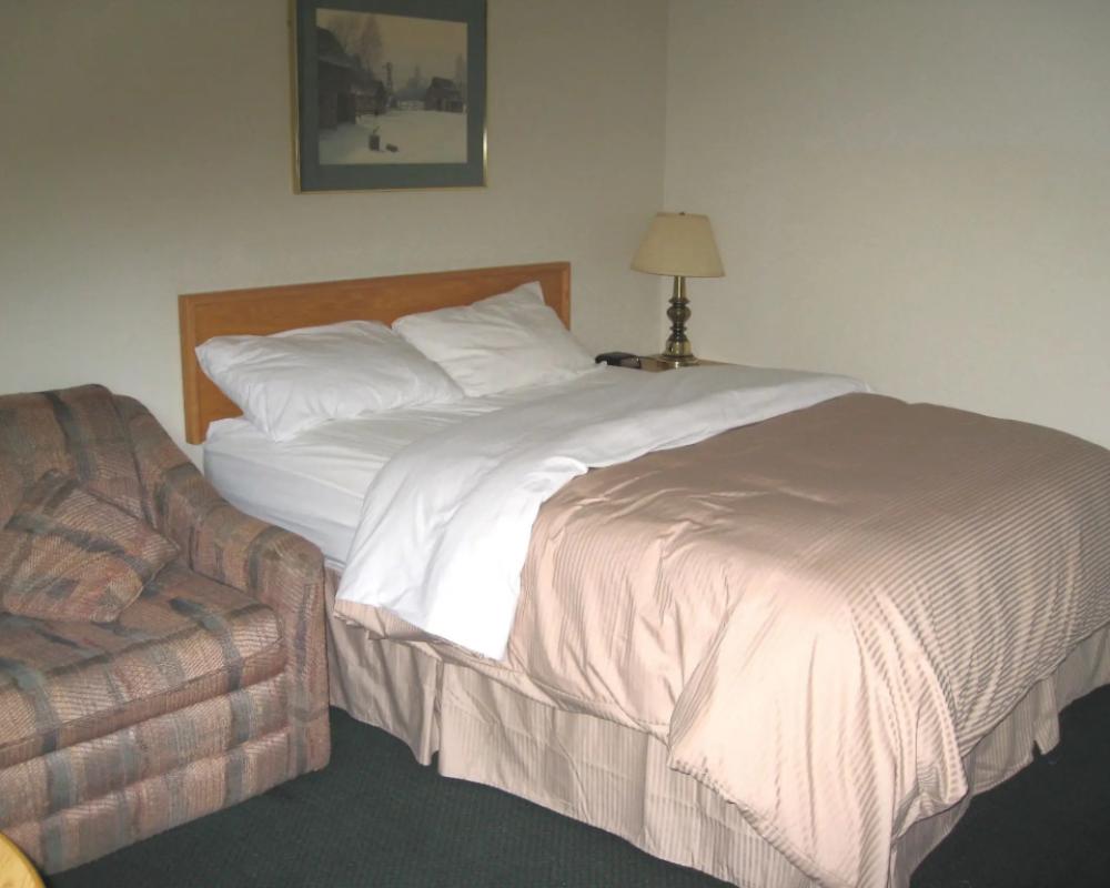 фото Colonial Inn