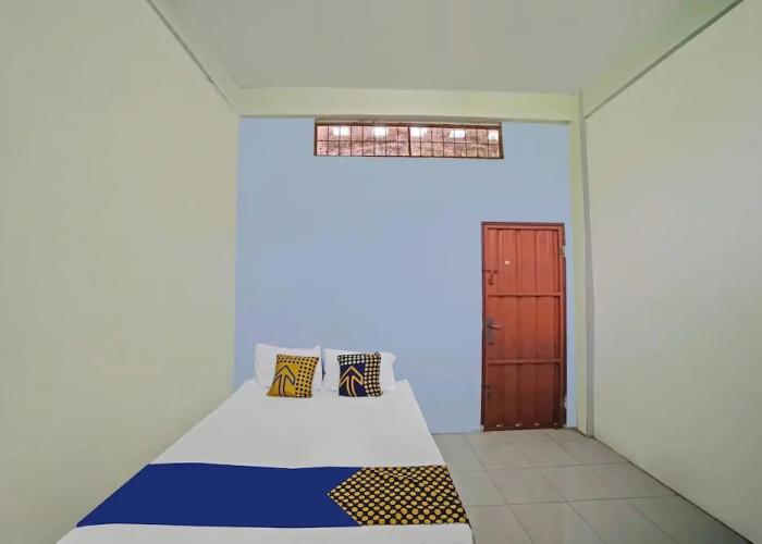 SPOT ON 92600 Mandiri Inn