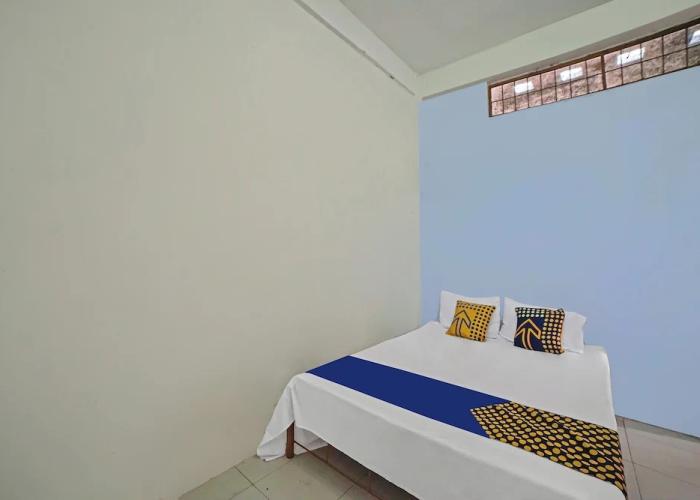SPOT ON 92600 Mandiri Inn