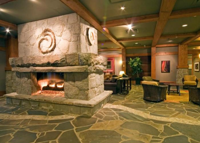 First Tracks Lodge