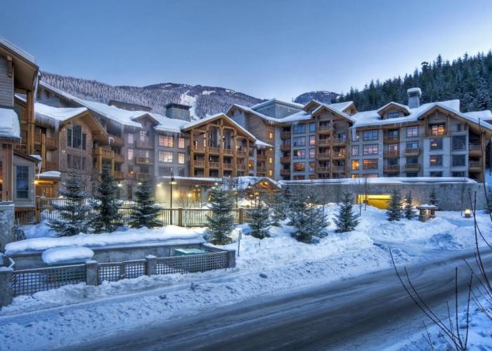 First Tracks Lodge