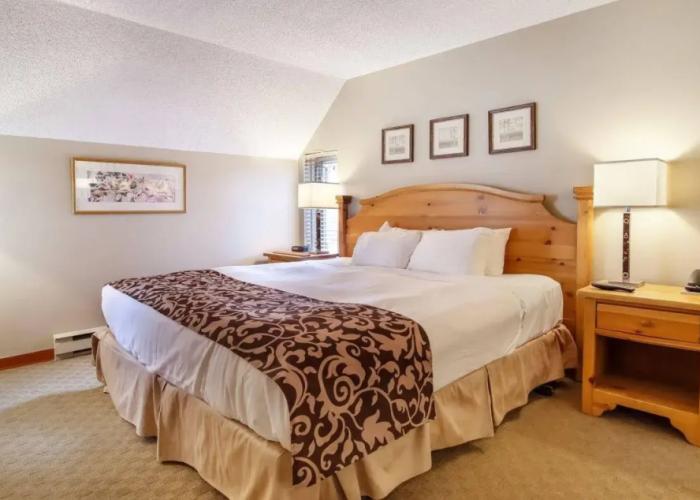 Lake Placid Lodge by ResortQuest Whistler