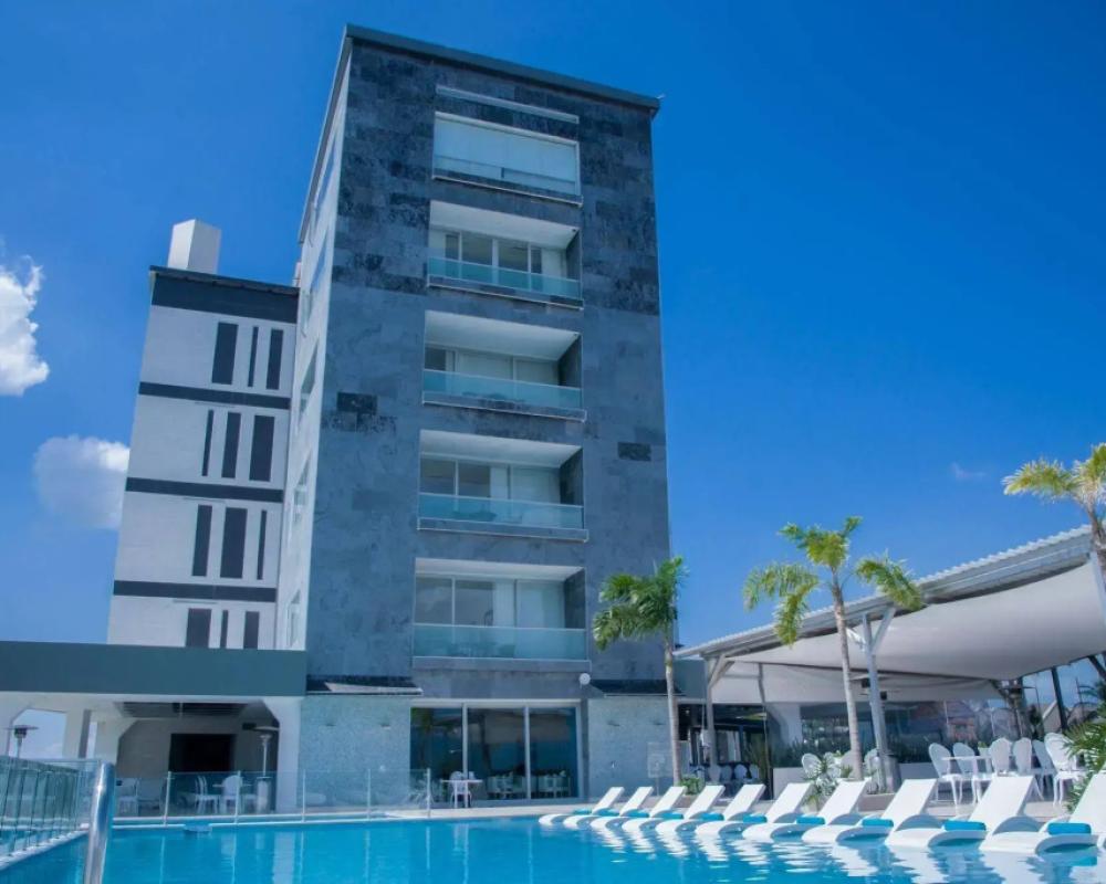 Punta Diamante Premium Hotel