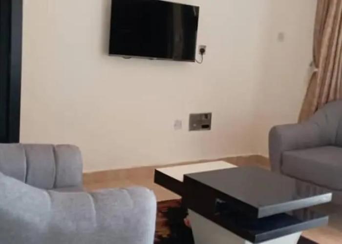 Remarkable 2-bed Apartment in Asaba
