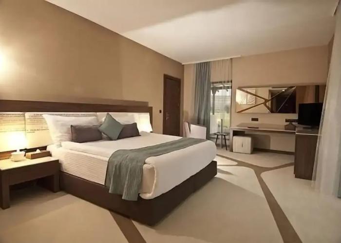 Hotel Valerie Suites
