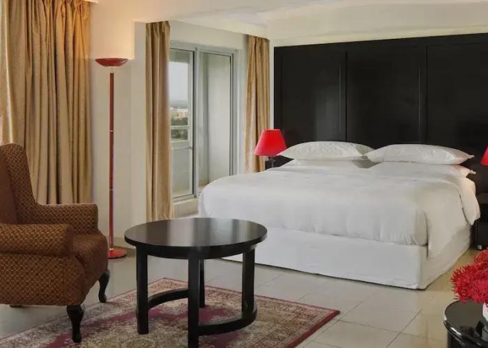 Hotel Valerie Suites