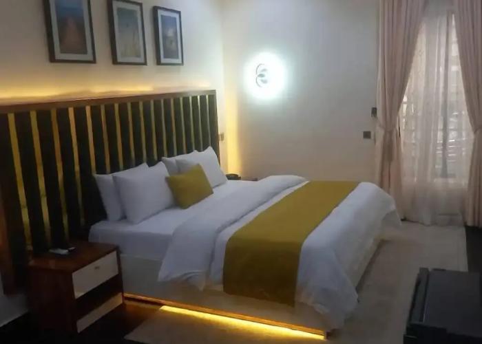 RKD SUITES Asaba