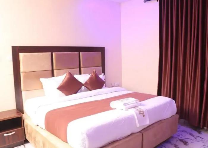 De- Lites Hotel