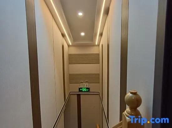 Wu Li Quan Hotel, Arxan