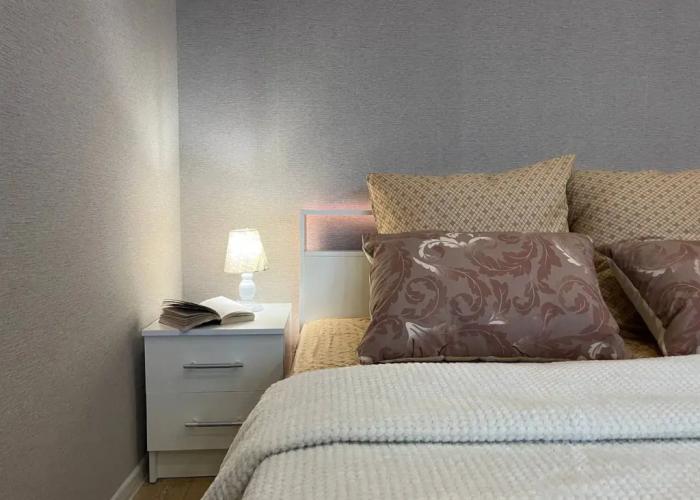 Uyutnaya Odnushka S Prekrasnym Vidom Iz Okon Flat